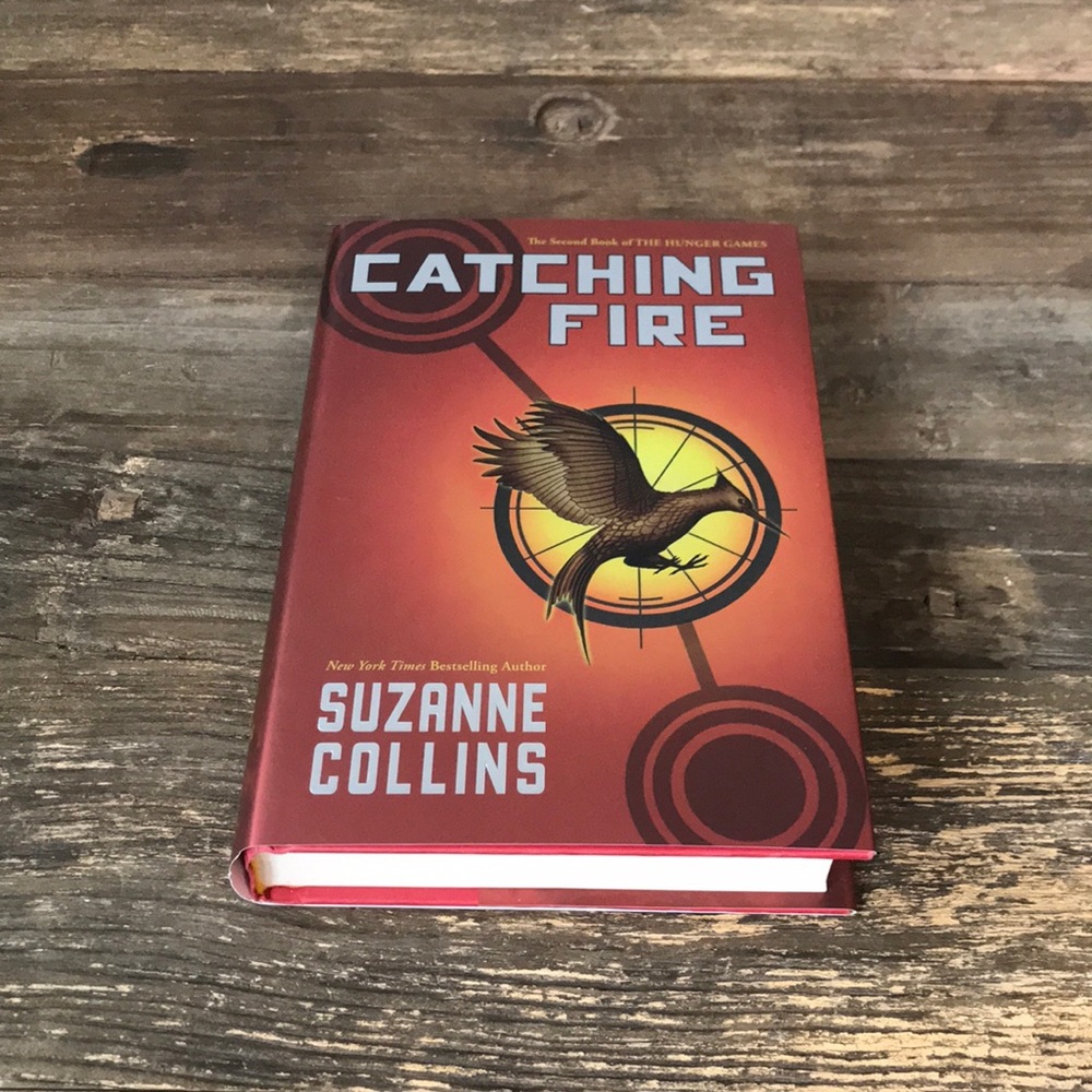 Catching fire By Suzanne Collins